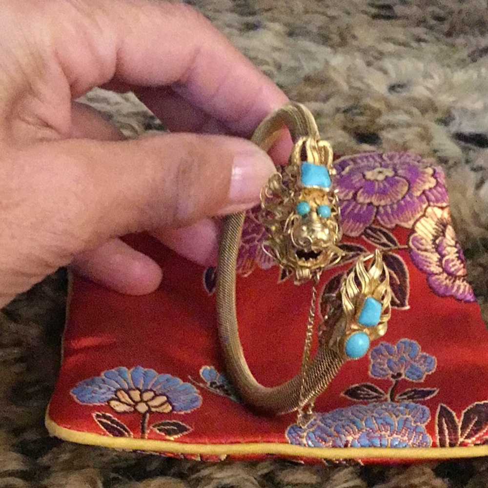VINTAGE (Antique) 14k DRAGON BRACELET.